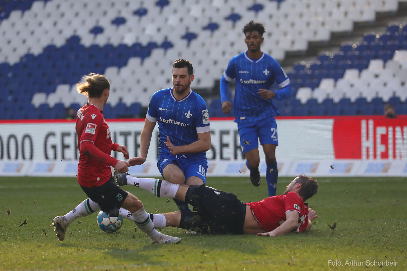 Pfeiffer, Seydel, Skarke und andere Hängepartien bei den Lilien