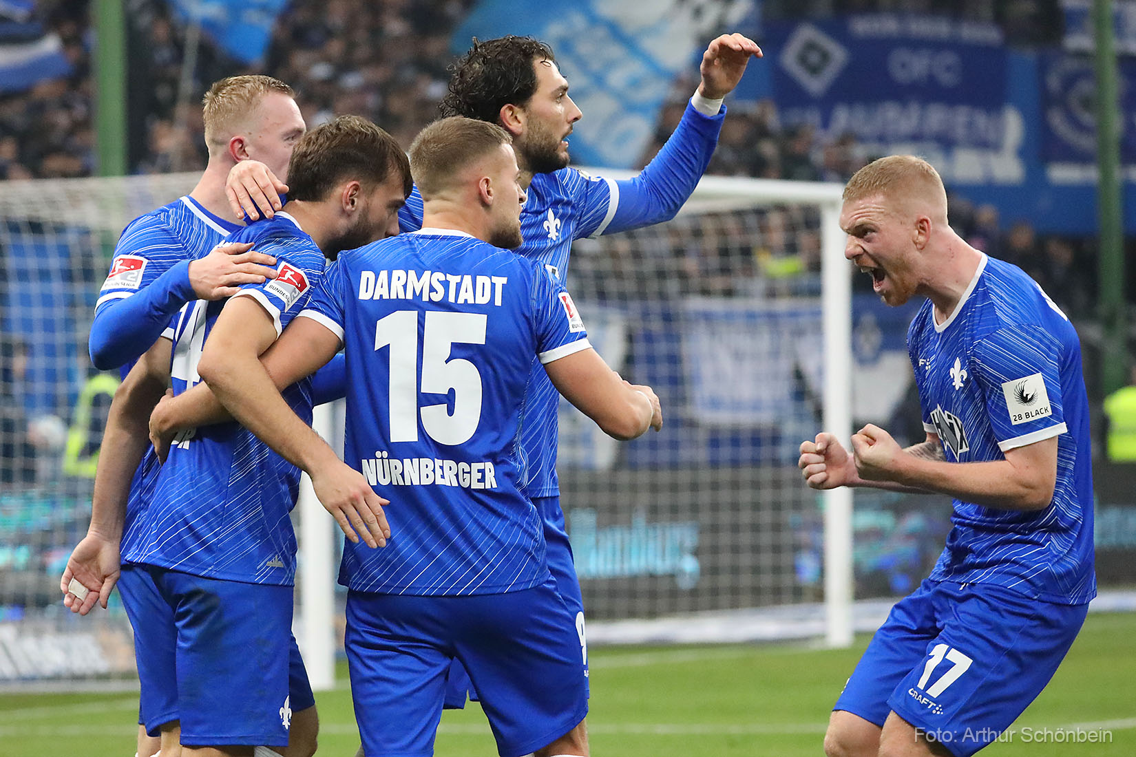 Unsere Bilder vom Spiel beim Hamburger SV